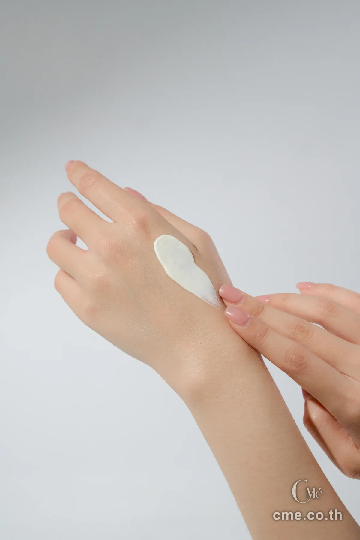 CMe Sunscreen SPF50+ PA++++ — close-up of fluid texture with no white cast